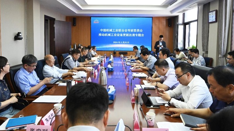 注塑机机械手与机器人：功能与区别解析